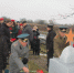 Партийцы возложили цветы к могиле Неизвестного солдата в Гусевском районе - Единая Россия