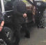 В Калининграде полицейские и бойцы СОБР задержали подозреваемых в вымогательстве (видео) - Kaliningrad.Ru