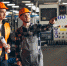 Фото: https://iniflu.com/wp-content/uploads/2021/03/two-colleagues-at-factory-1-1280x853.jpg - Kgzt.Ru