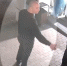 В Калининграде полицейские устанавливают личность злоумышленника, избившего человека - Kgzt.Ru