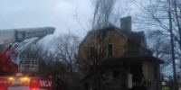 В Калининграде ликвидировали пожар в расселённой вилле Эдит - NewKaliningrad.Ru