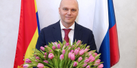 Беспрозванных поздравил калининградок с Международным женским днём - Kaskad.TV