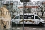 Начали с маршруток: в Калининграде общественный транспорт брендируют к юбилею Победы (фоторепортаж)