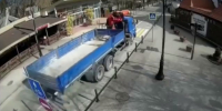 В Светлогорске водитель грузовика выехал на встречку по дороге с односторонним движением - Kaskad.TV