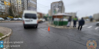 В Калининграде подросток на электросамокате пострадал в ДТП на парковке - KaliningradToday.Ru