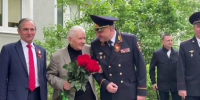 В Калининграде ветеран Великой Отечественной войны Дмитрий Ковалевич принимает поздравления с Днем Победы - Калининградская ГТРК