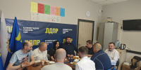 Чаепитие в калининградской ЛДПР: партийцы отметили 3 года под руководством Леонида Слуцкого - ЛДПР