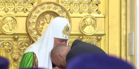 Орденом «За заслуги перед Калининградской областью» награжден Патриарх Кирилл. Знак отличия вручил губернатор Алексей Беспрозванных - Калининградская ГТРК