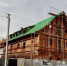 На старинном складе в Железнодорожном обустраивают кровлю и фахверк (фото) - Kaliningrad.Ru