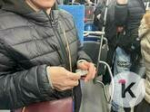 В Калининграде устроили юбилейный рейс троллейбуса, но кататься пришлось в битком набитом душном салоне (фото)