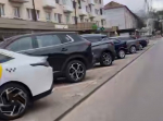 В Калининграде снимающийся на троллейбусе зацепер надсмехается над правилами