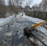 В Калининграде водитель экскаватора погиб после падения техники в выгребную яму - Kaskad.TV