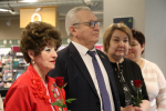 Выставка рисунков, посвященная Международному женскому дню
