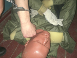 В Калининграде полицейские задержали гостя, который избил хозяина квартиры и похитил у него 1500 рублей