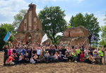 Волонтеры из Новгорода и Беларуси переняли опыт «Хранителей руин» из Калининградской области