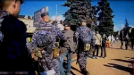 По торговому центру в Калининграде ходил мужик с ножом