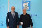 Поздравляем Почетного гражданина Николая Григорьевича Хроменко с заслуженной наградой