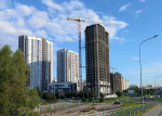 В Калининграде с балкона 25-этажного дома упал человек